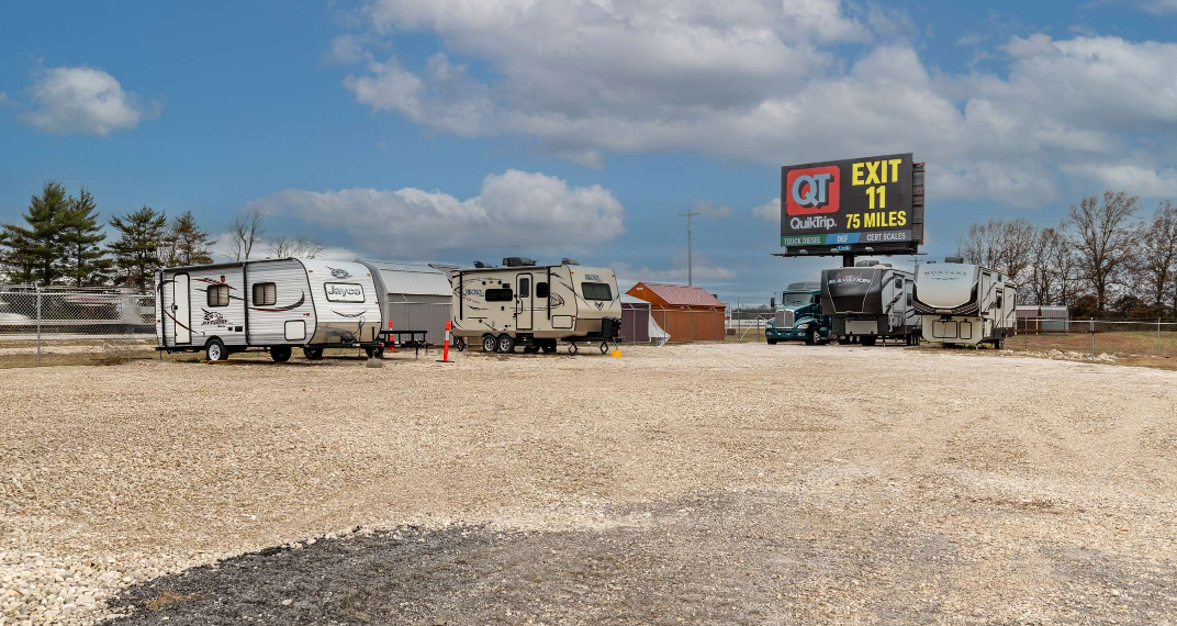 Strafford Storage at 6909 E Farm Rd 104 Strafford, MO 65757